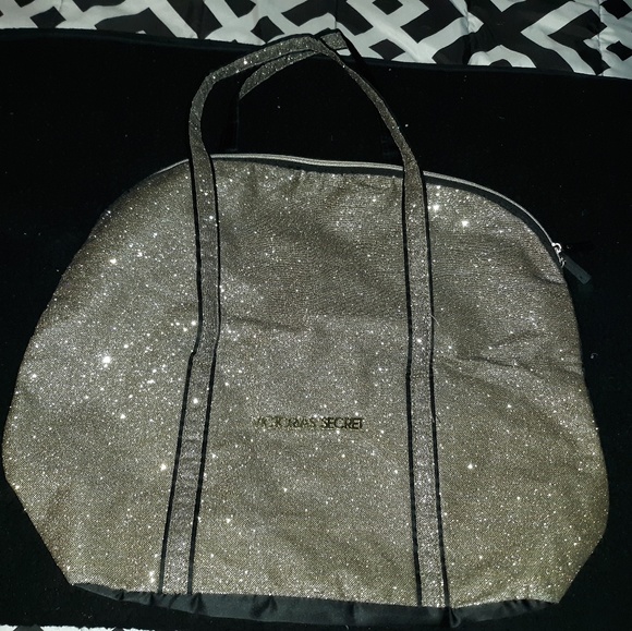 Victoria's Secret gold bag - Picture 1 of 3